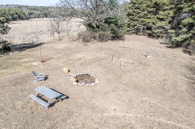 E9588 MULROY ROAD, New London, WI 54961