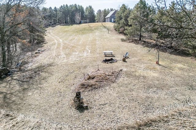 E9588 MULROY ROAD, New London, WI 54961