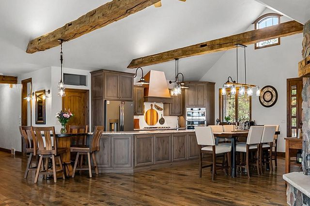 E9588 MULROY ROAD, New London, WI 54961