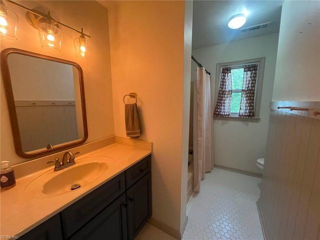 2505 Castle Hill CT, Virginia Beach, VA 23454