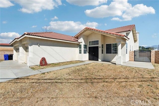 548 Bloomington Avenue, Rialto, CA 92376