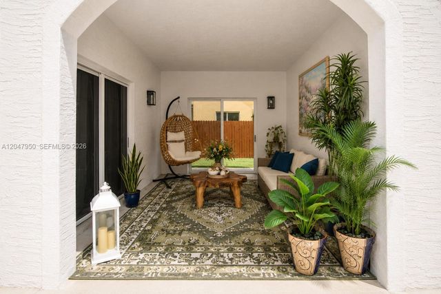 1351 NE 41st Place, Homestead, FL 33033