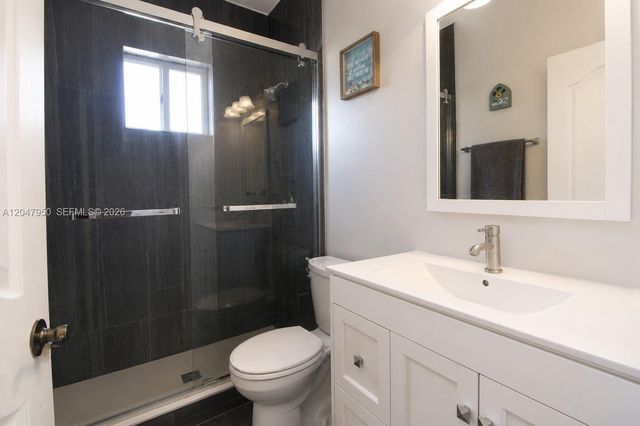 1351 NE 41st Place, Homestead, FL 33033