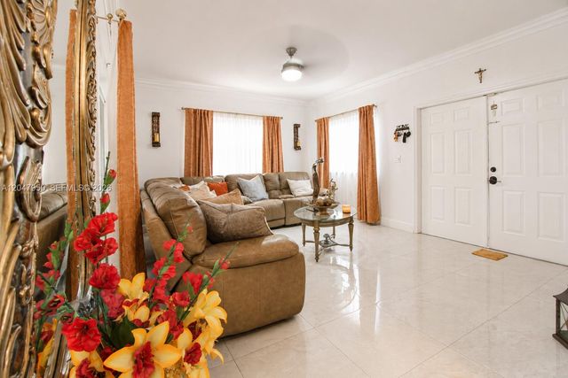 1351 NE 41st Place, Homestead, FL 33033