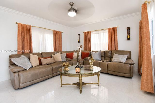 1351 NE 41st Place, Homestead, FL 33033