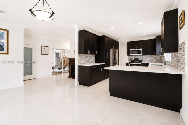 1351 NE 41st Place, Homestead, FL 33033