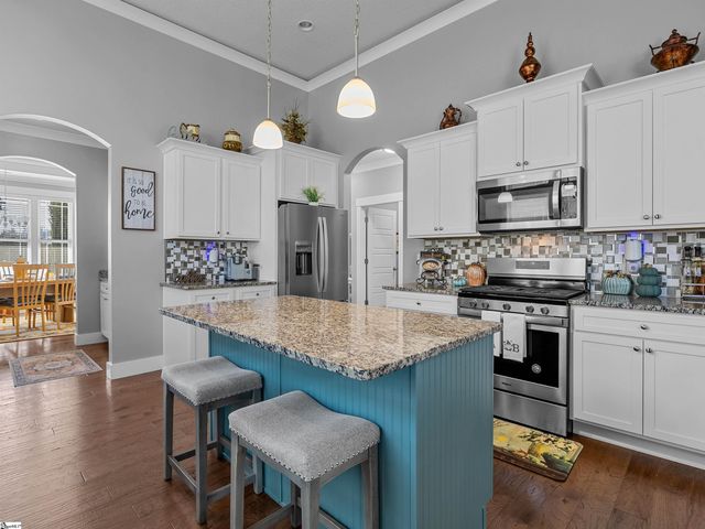 205 Loxley Drive, Simpsonville, SC 29680