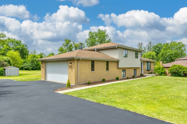 13429 W Glen Entrance Drive, Homer Glen, IL 60491