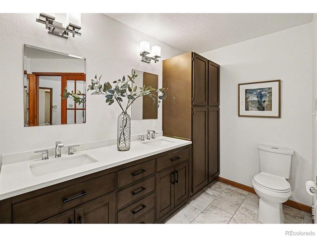1220 49th Ave Ct, Greeley, CO 80634