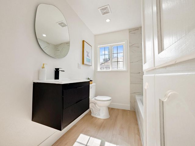 1526 W Monterey Ave, Stockton, CA 95204