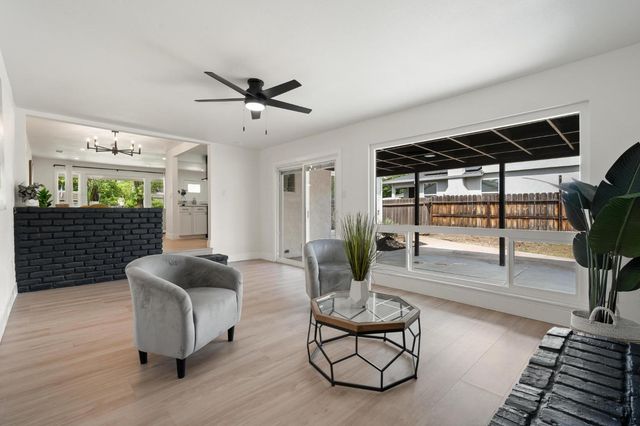 1526 W Monterey Ave, Stockton, CA 95204