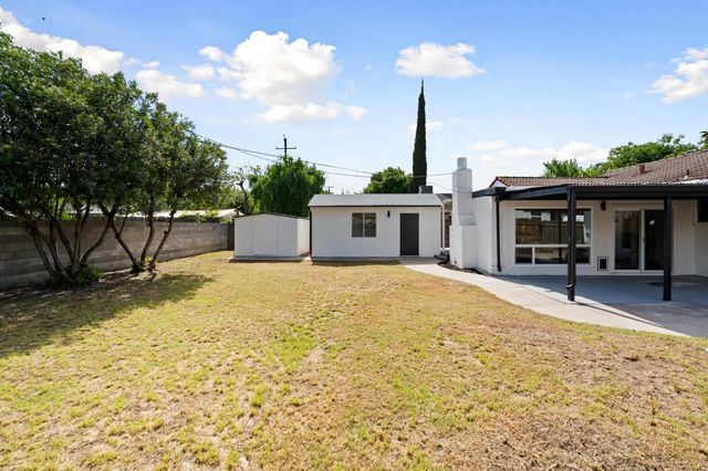 1526 W Monterey Ave, Stockton, CA 95204