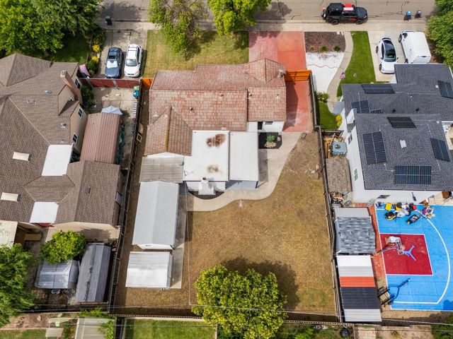 1526 W Monterey Ave, Stockton, CA 95204