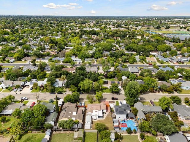 1526 W Monterey Ave, Stockton, CA 95204