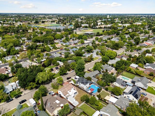 1526 W Monterey Ave, Stockton, CA 95204