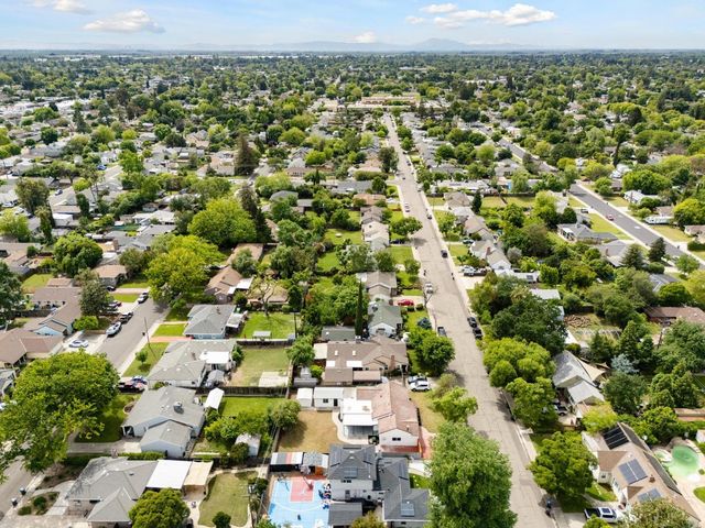 1526 W Monterey Ave, Stockton, CA 95204