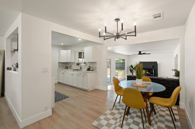 1526 W Monterey Ave, Stockton, CA 95204