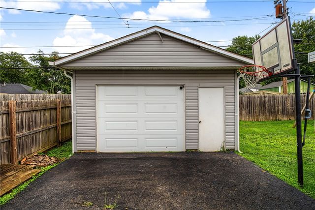 4304 Harbison Street, Dayton, OH 45439