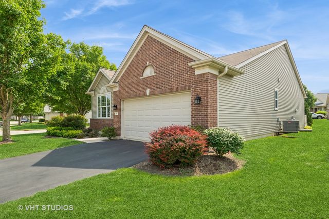 2451 Rolling Ridge Lane, Elgin, IL 60124