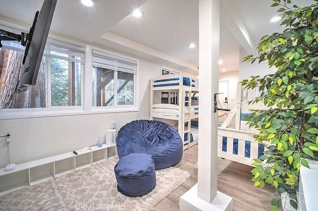 582 Rose, Twin Peaks, CA 92391