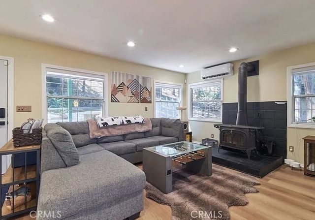 582 Rose, Twin Peaks, CA 92391