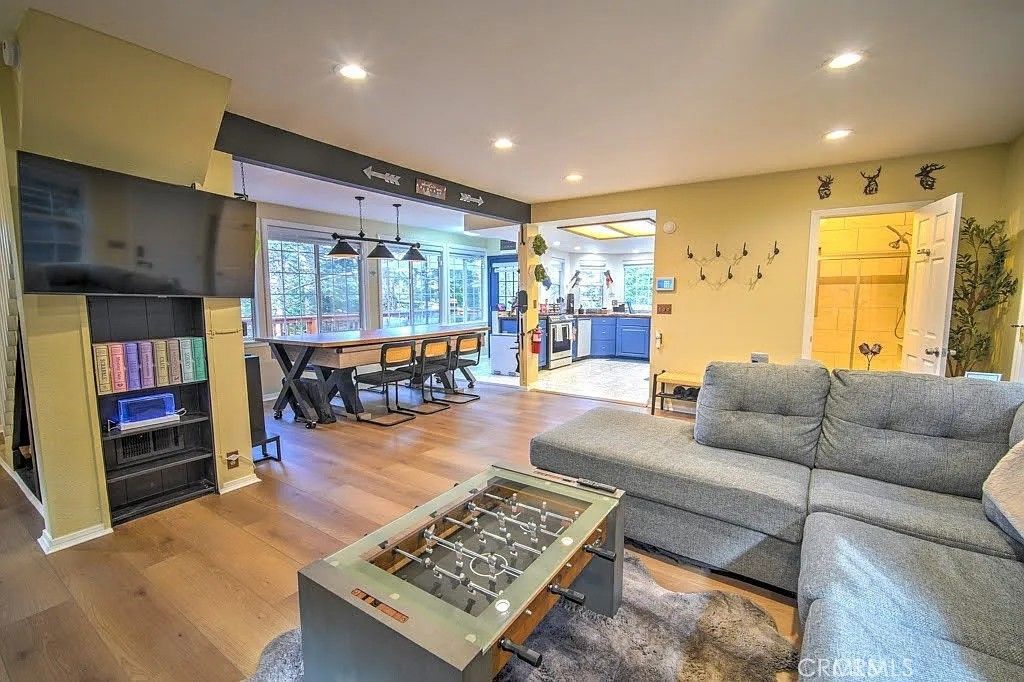 582 Rose, Twin Peaks, CA 92391