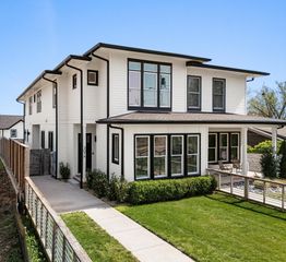 307 S 10th St # A, Nashville, TN 37206