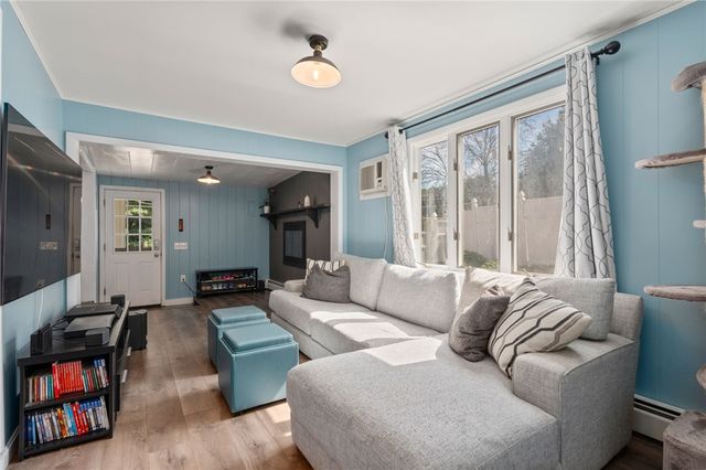 9 Rebecca Street, Coventry, RI 02816
