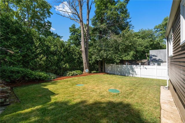 9 Rebecca Street, Coventry, RI 02816