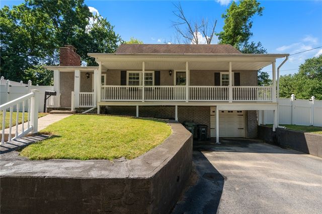 9 Rebecca Street, Coventry, RI 02816