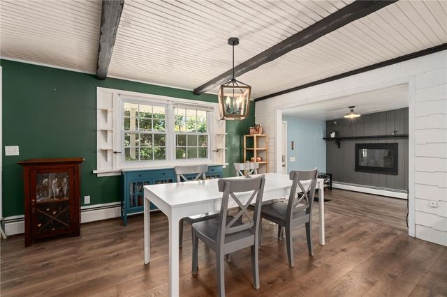 9 Rebecca Street, Coventry, RI 02816