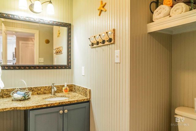4615 PORT SIDE Lane 202, Gulf Shores, AL 36542