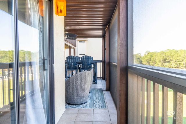 4615 PORT SIDE Lane 202, Gulf Shores, AL 36542