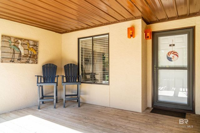 4615 PORT SIDE Lane 202, Gulf Shores, AL 36542