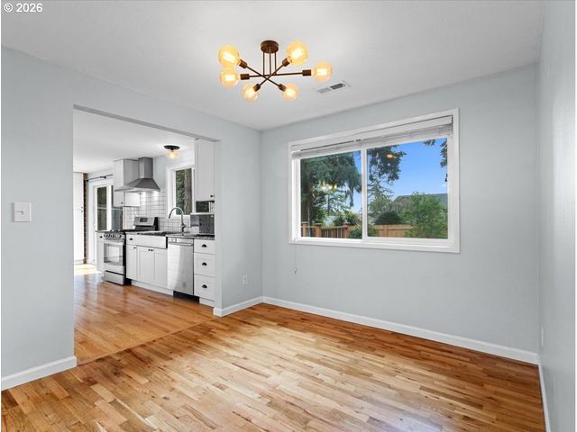 9140 Sw PINEBROOK St, Portland, OR 97224