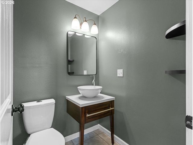 9140 Sw PINEBROOK St, Portland, OR 97224