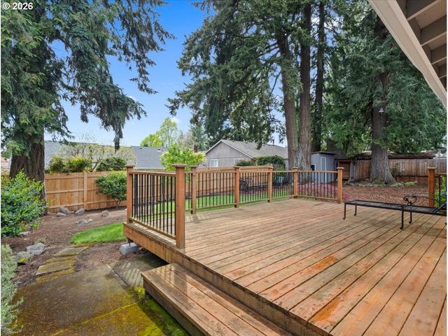 9140 Sw PINEBROOK St, Portland, OR 97224