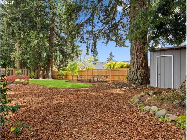 9140 Sw PINEBROOK St, Portland, OR 97224