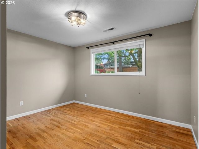 9140 Sw PINEBROOK St, Portland, OR 97224