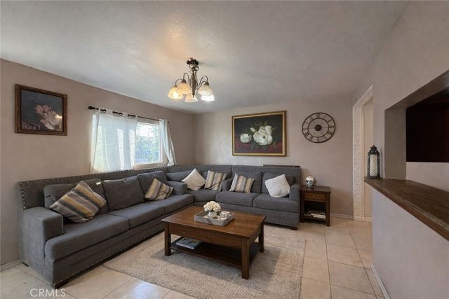 12007 Lowemont, Norwalk, CA 90650