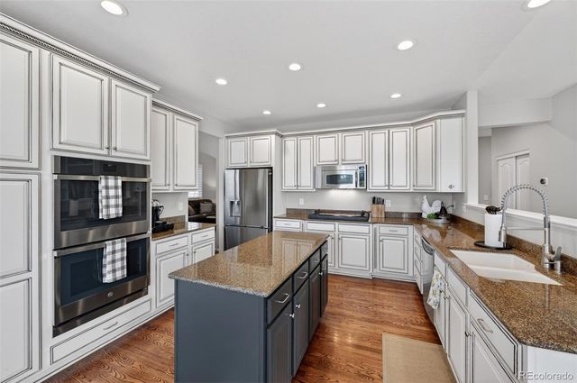 1667 S De Gaulle Way, Aurora, CO 80018