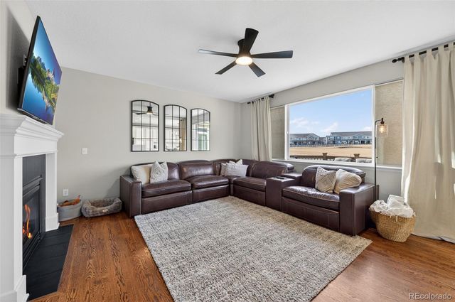 1667 S De Gaulle Way, Aurora, CO 80018