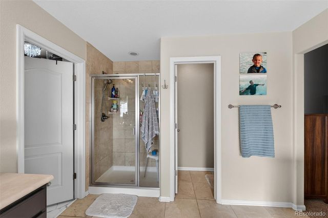 1667 S De Gaulle Way, Aurora, CO 80018