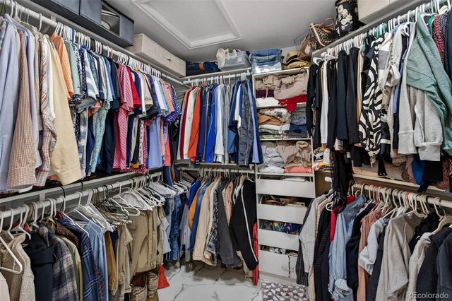 1667 S De Gaulle Way, Aurora, CO 80018