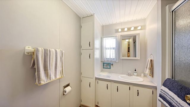 2036 S MOBILE ESTATES DRIVE, Sarasota, FL 34231