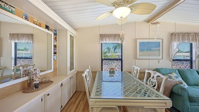 2036 S MOBILE ESTATES DRIVE, Sarasota, FL 34231