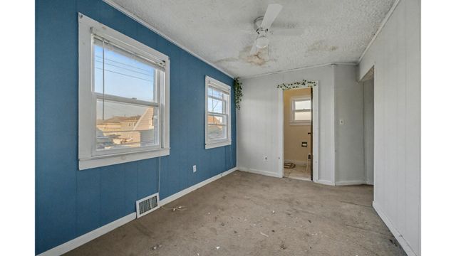 32 DICTUM Court, New York City, NY 11229