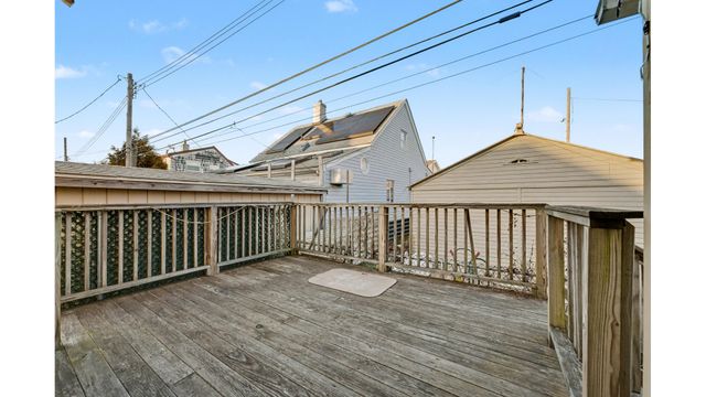 32 DICTUM Court, New York City, NY 11229