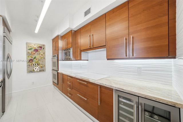 715 Bayshore Dr 705, Fort Lauderdale, FL 33304