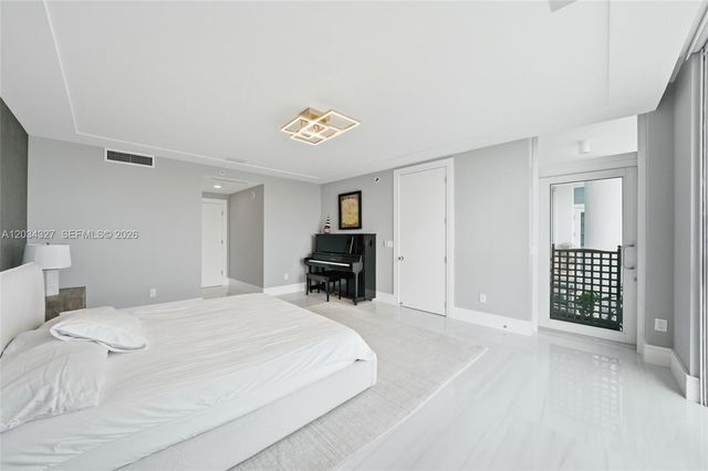 715 Bayshore Dr 705, Fort Lauderdale, FL 33304